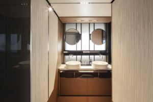 FerrettiYachts720PontePrincipale_0012_40852